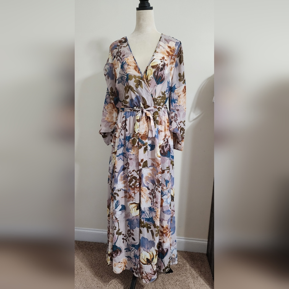 Women's long sleeved dress